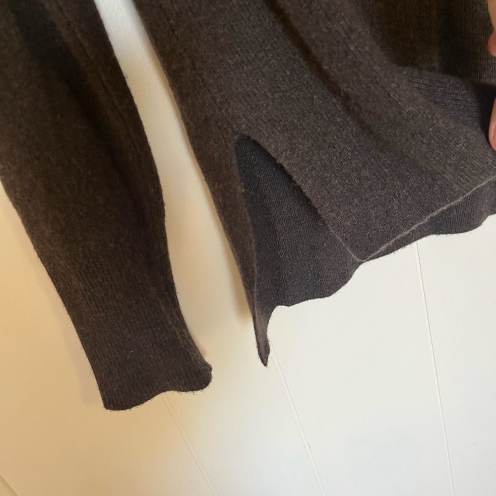 Veronica Beard Brown Asa Cashmere Turtleneck Sweater size Large - Picture 5 of 5